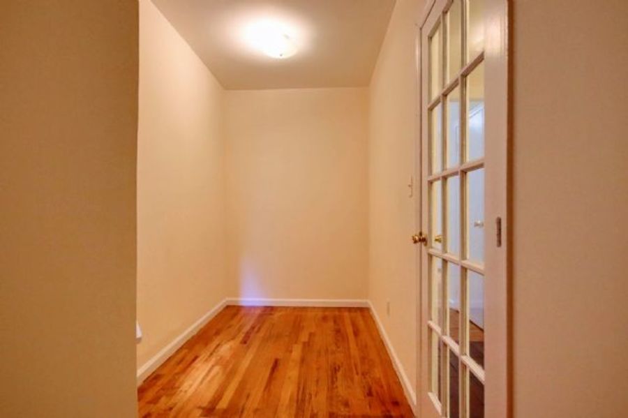  124 Macdougal Street