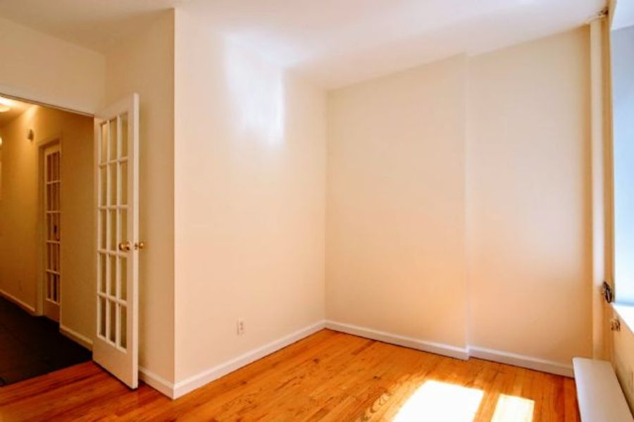  124 Macdougal Street