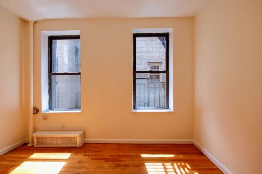  124 Macdougal Street