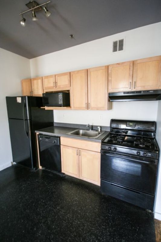  47-45 Vernon Boulevard