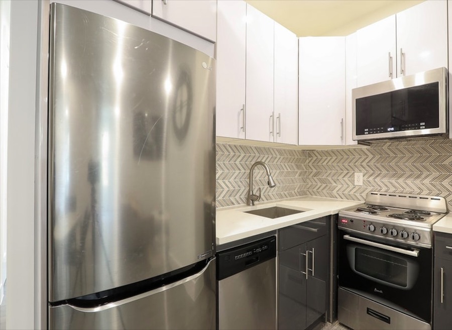  119-20 Union Turnpike