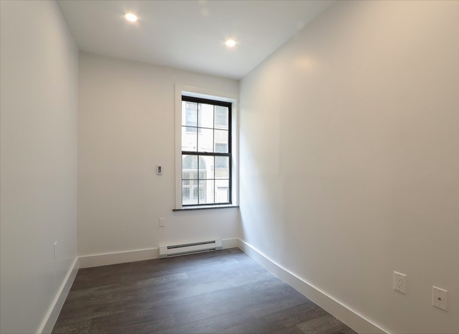  119-20 Union Turnpike