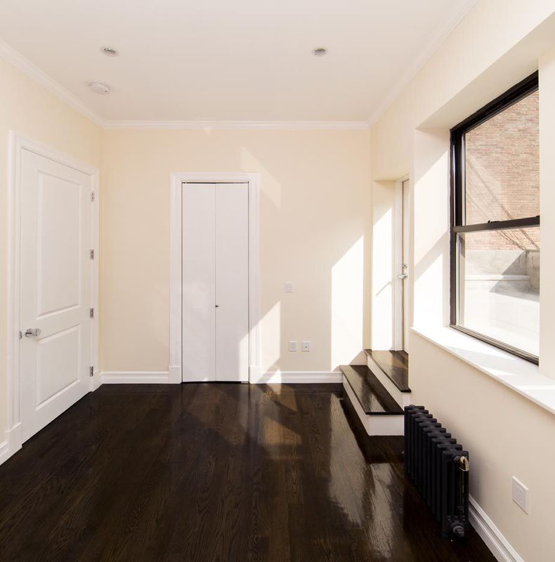  324 West 14th Street