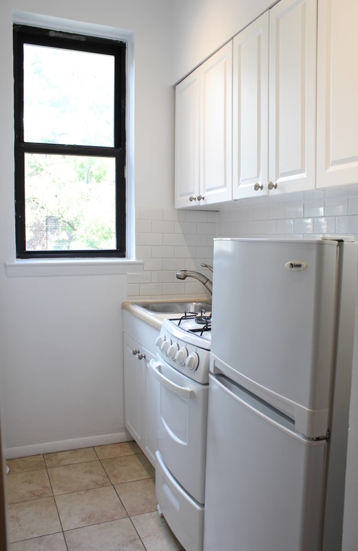  527 East 88th Street