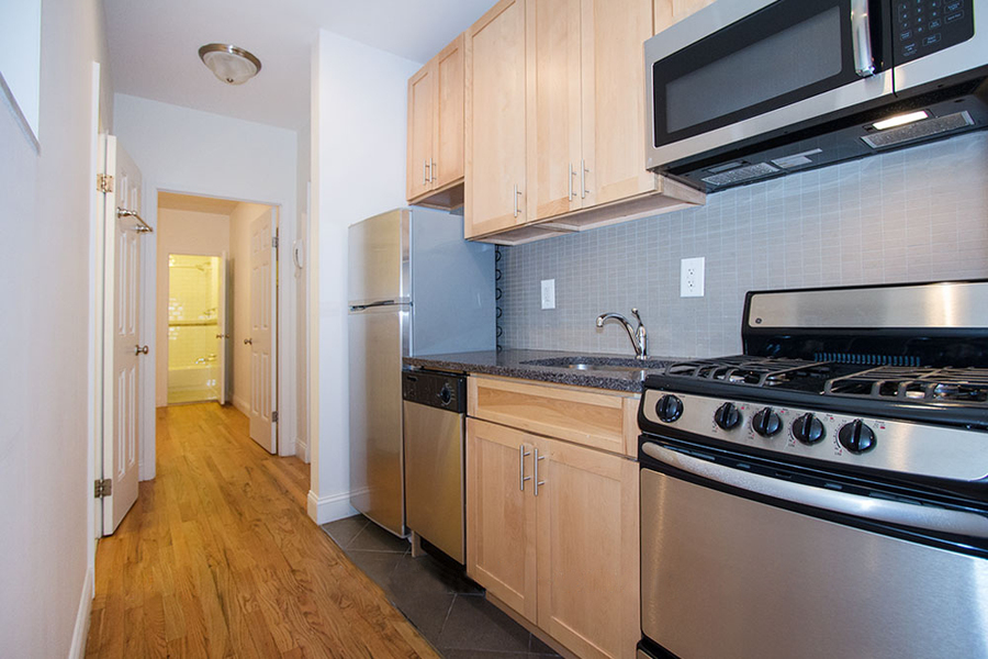  172 East 82nd Street