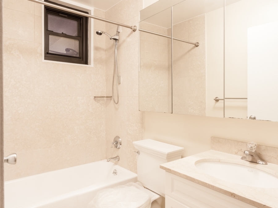 The Highgate 182 East 95th Street