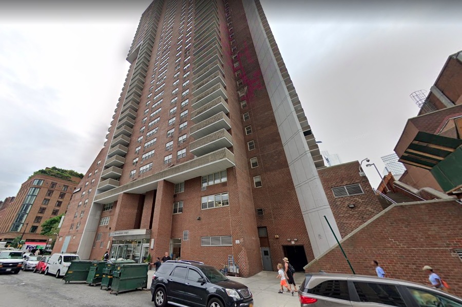 Independence Plaza 80 North Moore Street