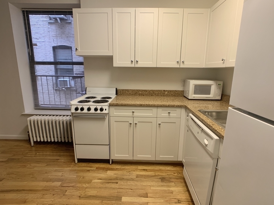 The Oxford Houses 434 East 72nd Street