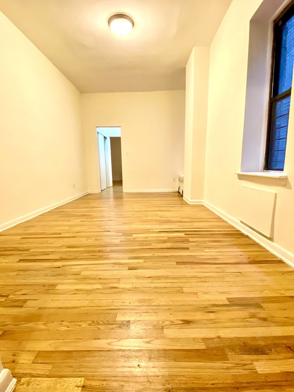  410 East 89th Street