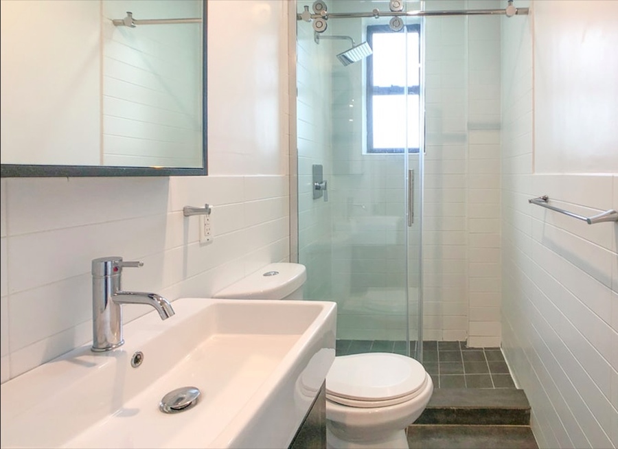  16-75 Woodbine Street