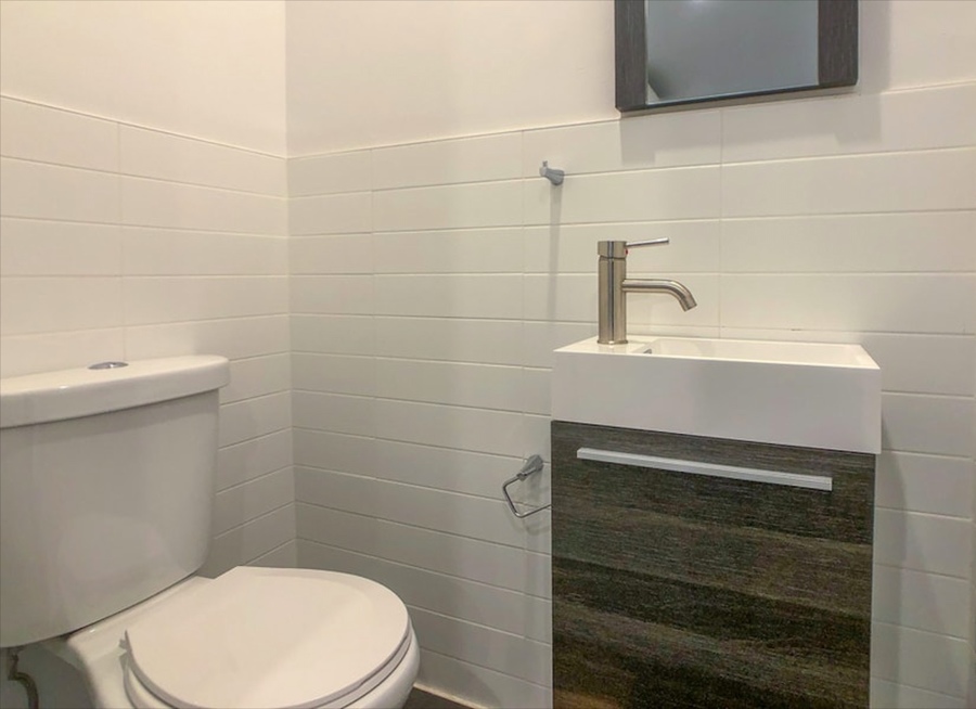  16-75 Woodbine Street