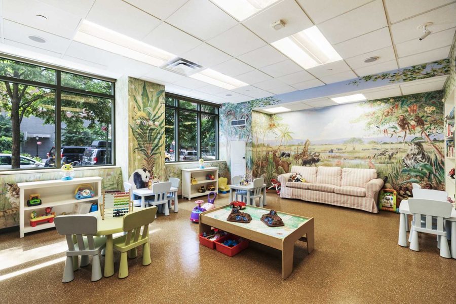 The Verdesian 211 North End Avenue