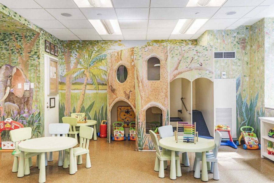 The Verdesian 211 North End Avenue