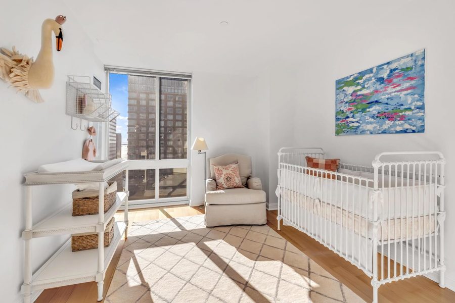 The Verdesian 211 North End Avenue