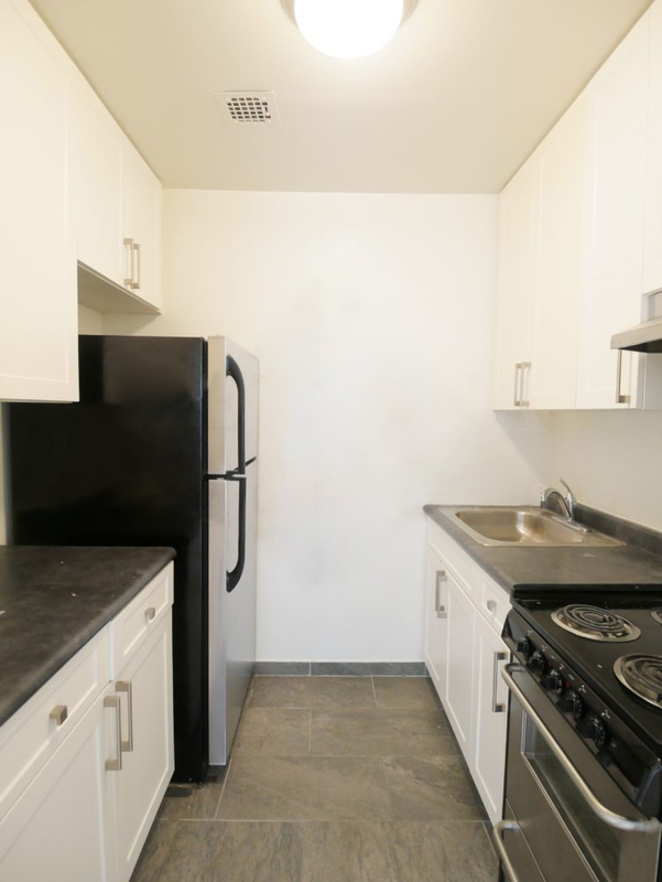  254 East 10th Street