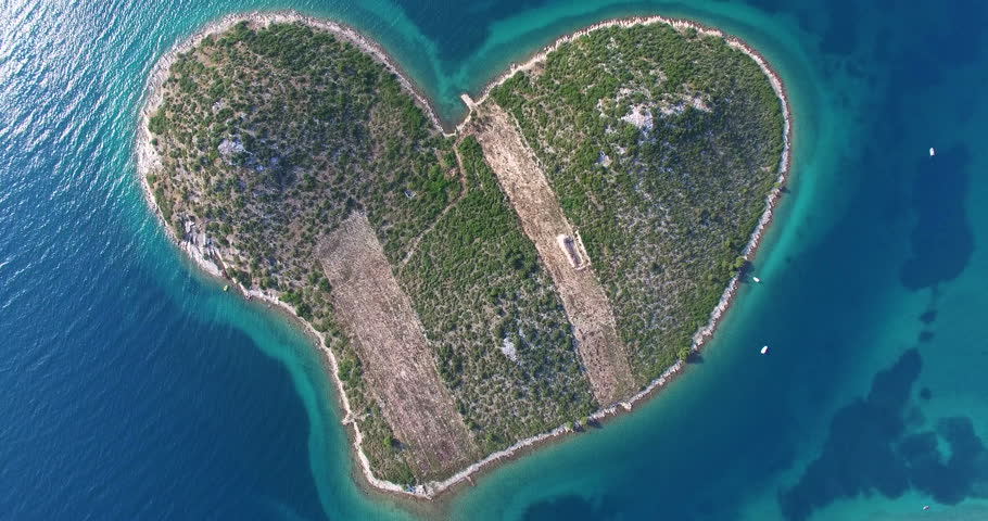 Overhead image of lovers island off the croatian coast