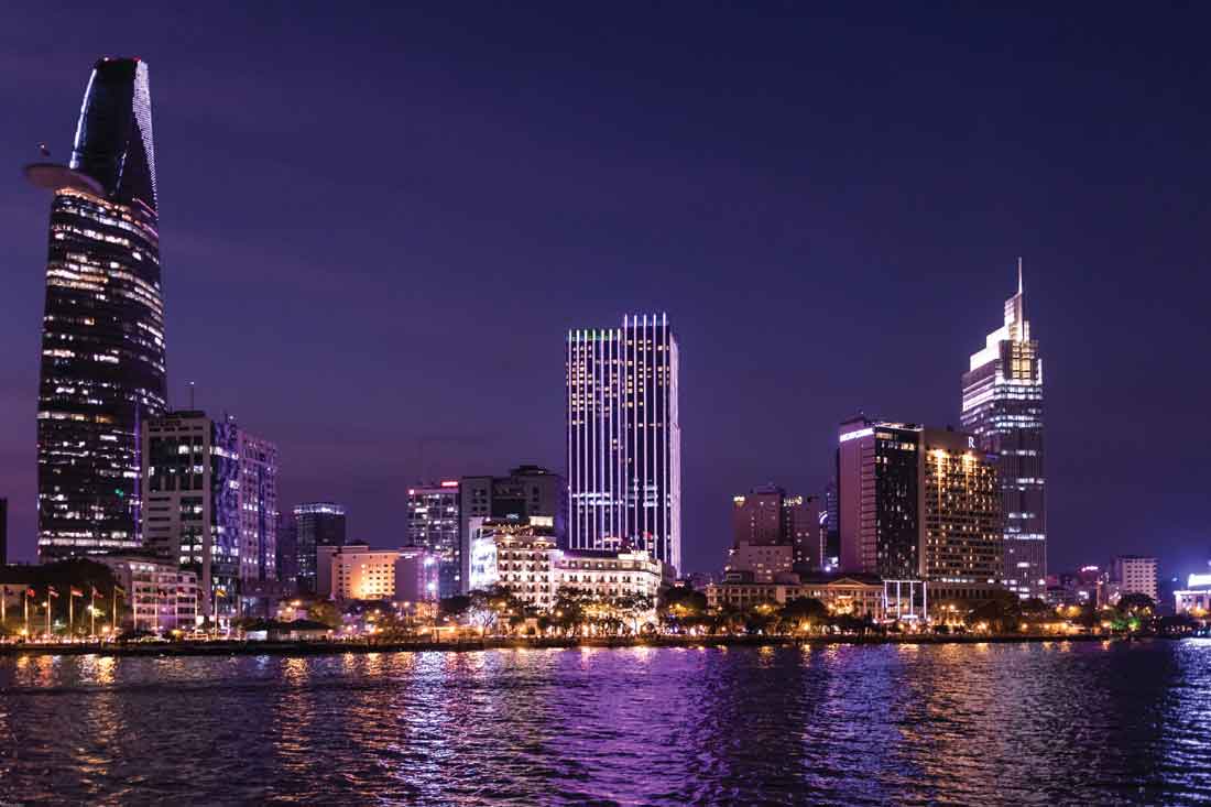 What to do in Ho Chi Minh city in Vietnam (also known as Saigon)? Check our 4 days Ho Chi Minh City tour itinerary and join us to visit best Ho Chi Minh city tourist attractions!