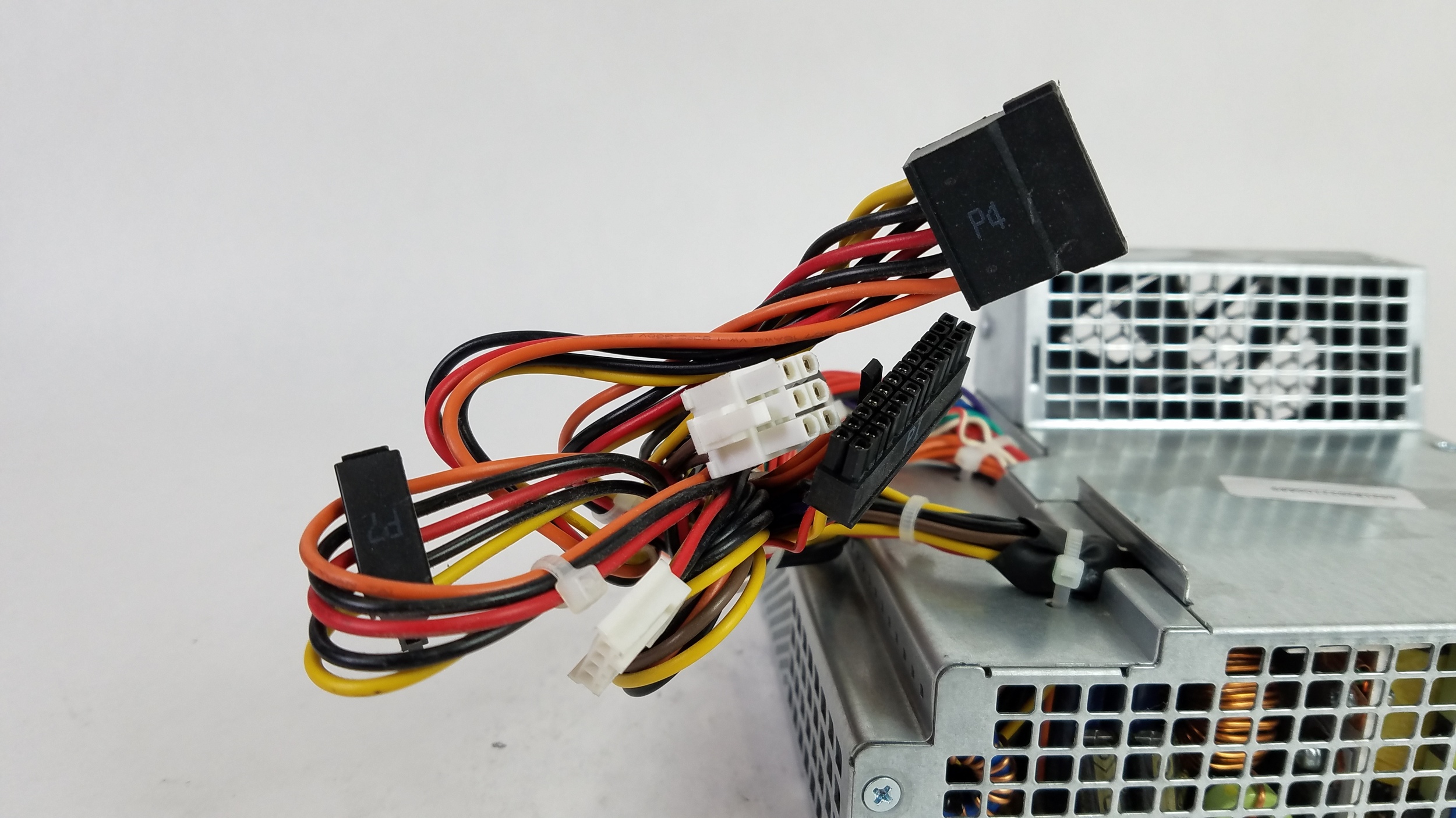 Alimentation PC HP 240W - Modèle DPS-240MB-1 / 437352-001 REV 04F - Occasion Fonctionnelle