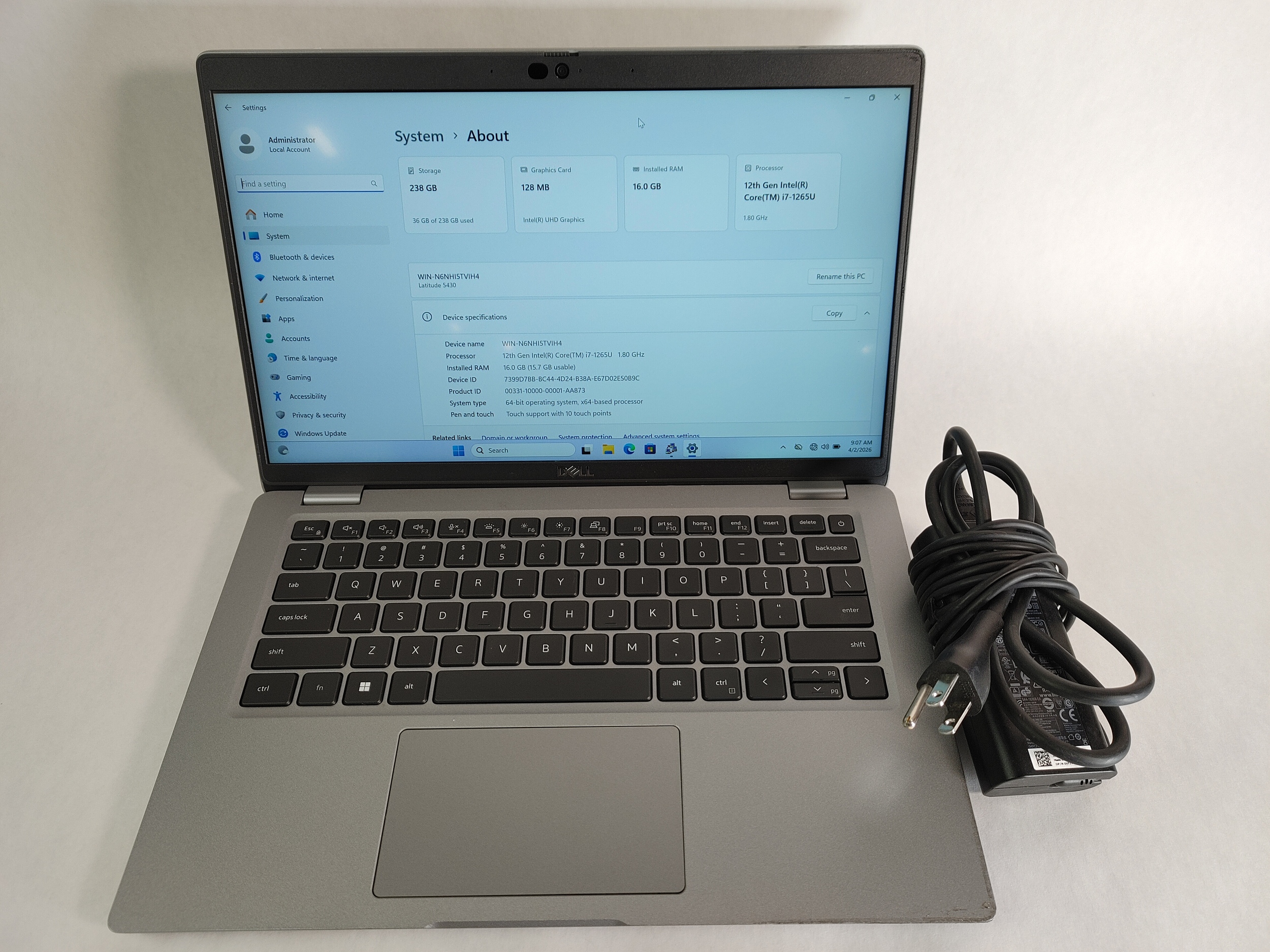 Dell Latitude 5430, 14-Inch Laptop, with Core i7 12th Gen., Windows 11 Home