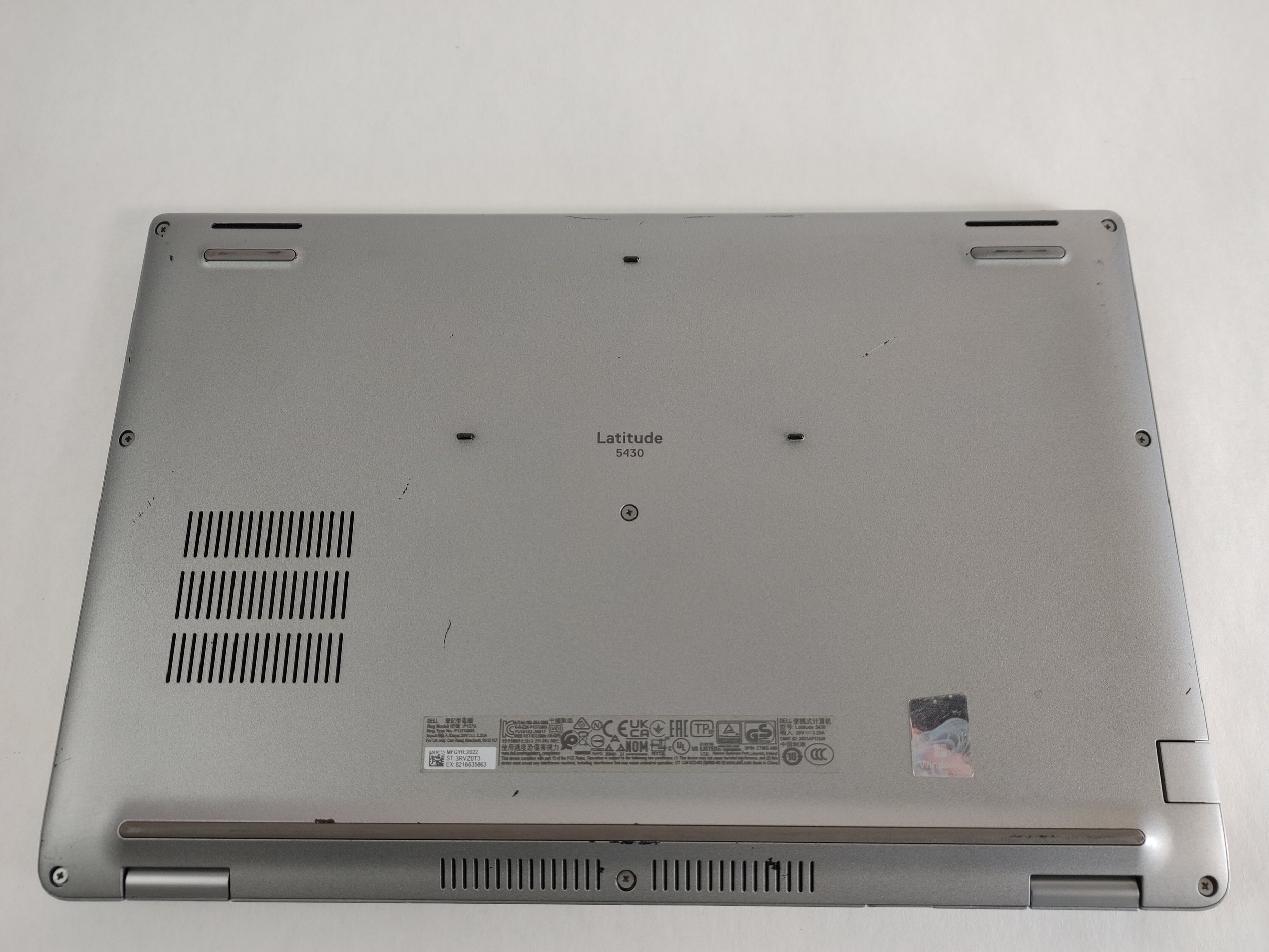 Dell Latitude 5430, 14-Inch Laptop, with Core i7 12th Gen., Windows 11 Home