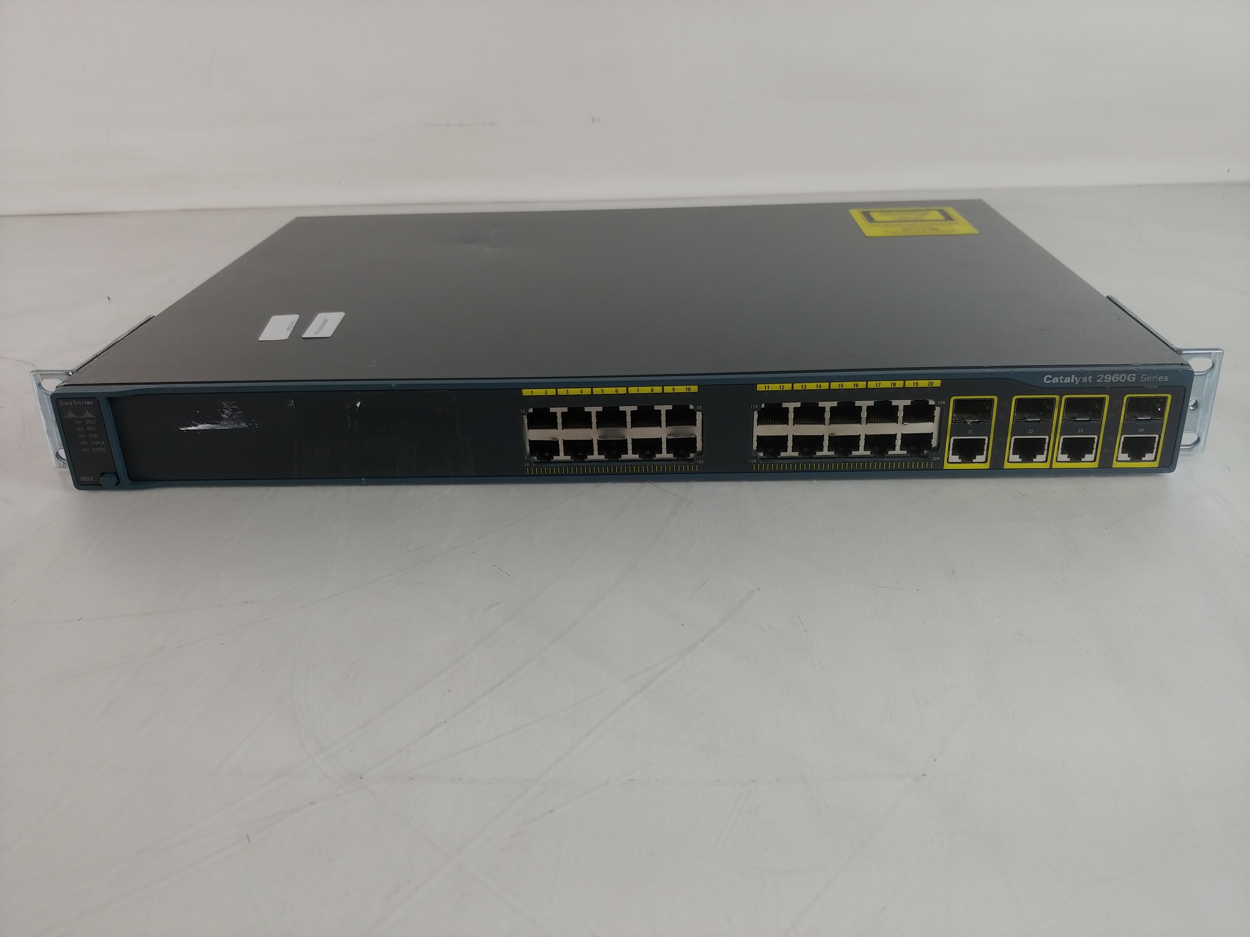 Cisco catalyst 2960g ws c2960g 24tc l 24 port gigabit managed ethernet