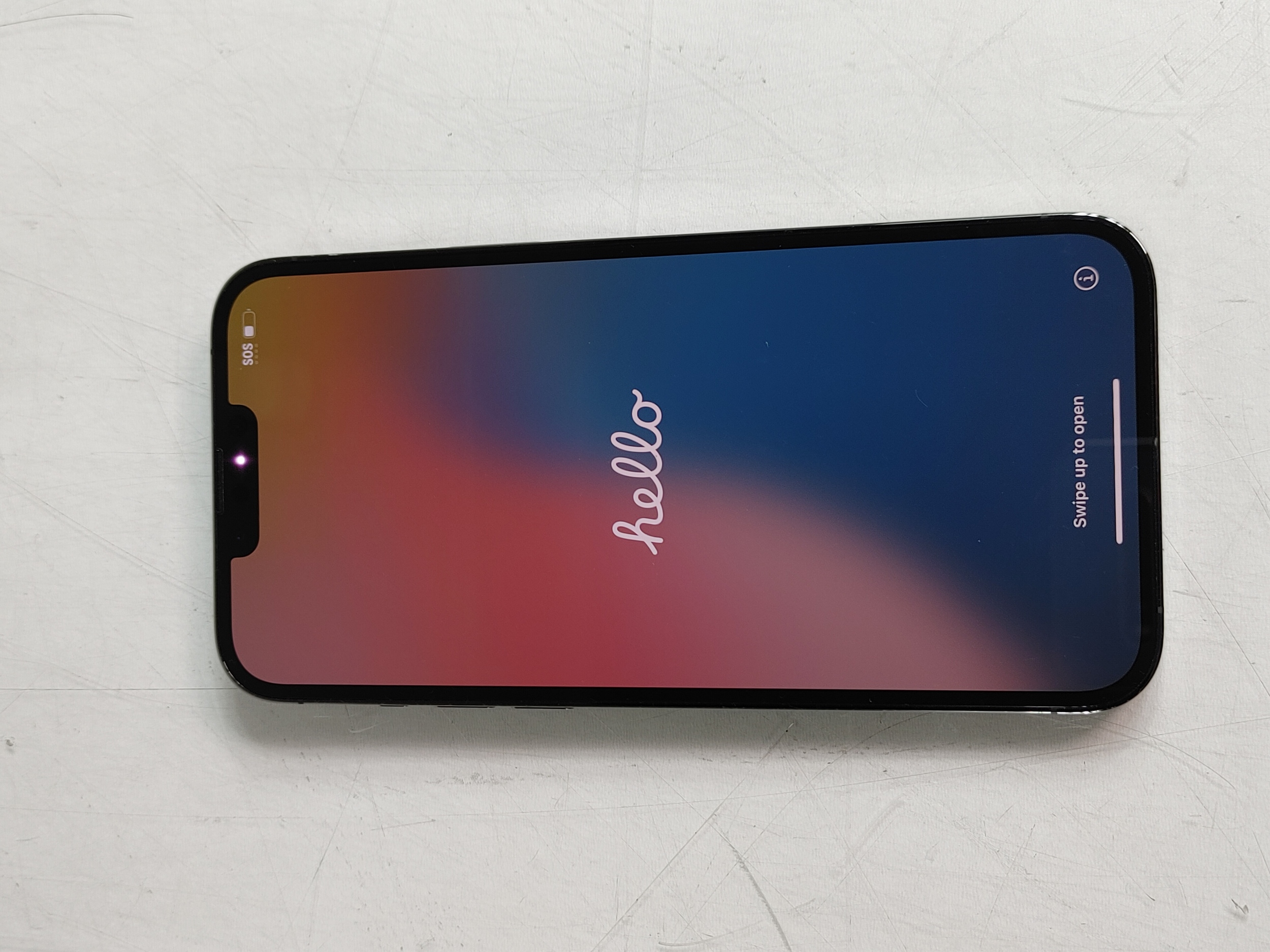 Apple IPHONE 13 Pro Max A2484 128 GB Ios 18.5 (Wi-Fi + 5G) Débloqué