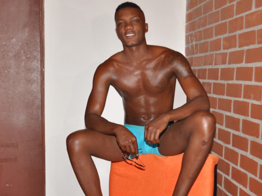 Top Male Cam Model Feature: fullcockblack