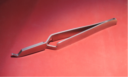 Bracket placement tweezer