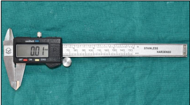 Sliding caliper