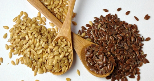 Light and Dark Brown Coloured Flax Seeds