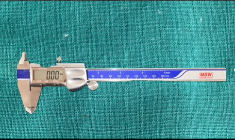 Digital vernier calliper