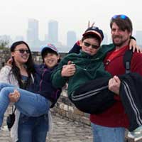 Mark and Aelex carry their weight on Nanjing&rsquo;s Old City Wall.