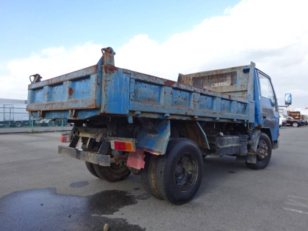 Used 1989 MT Mitsubishi Canter FE317BD