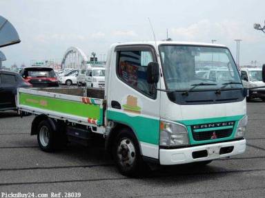 Mitsubishi Canter 2004 from Japan