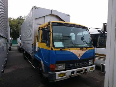 Mitsubishi Fuso Fighter 1988 from Japan