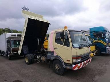 Mitsubishi Fuso Fighter 1992 from Japan