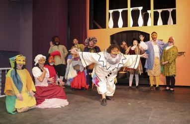 Photo from the production, The Servant of Two Masters.