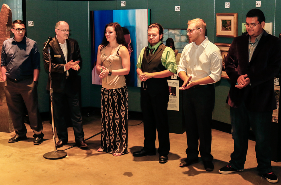 Picture from the tribute of the students who worked with Jesus Moroles.