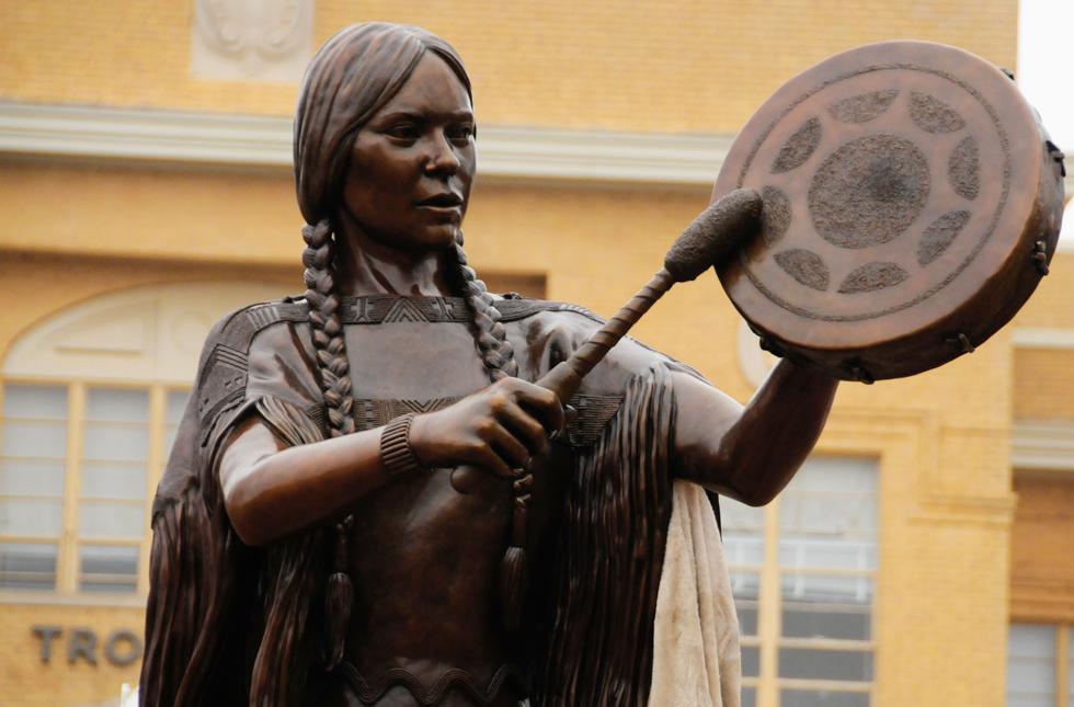 This monumental rendition of OCW alumna and Oklahoma Cultural Treasure Te Ata Fisher, sculpted by artist Jon Hair, was installed in front of Troutt Hall at the University of Science and Arts of Oklahoma on Jan. 9.