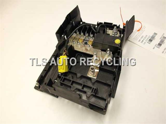oem 95561011101 used 2006 porsche cayenne turbo 450 hp fuse box White Porsche Cayenne Turbo S used 2006 cayenne cayenne fuse box photo 2