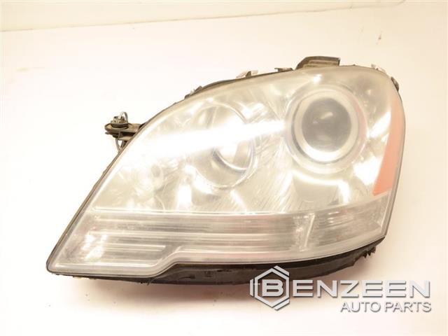 Mercedes Benz Headlight Assembly H11036071
