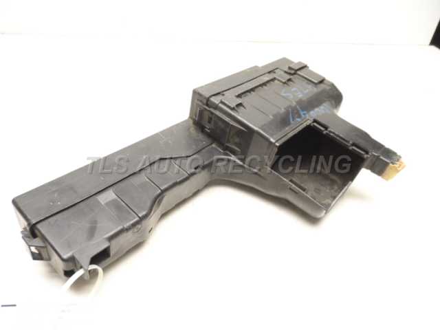Used 1997 Lexus ES 300 STD Fuse Box, Cabin - Benzeen Auto Parts Used 1997 Lexus ES 300 STD Fuse Box, Cabin - Benzeen Auto Parts