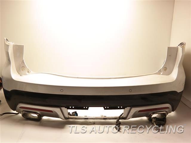 17 Ford Explorer Bumper Cover Rear Fb5z17k5ba Fb5z17k5dptm Fb5z17f000bptm Minor Scratcheswhite Rear Bumper W Lower Valance Used A Grade