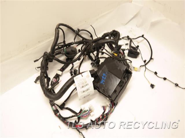 2016 Mitsubishi OUTLANDER engine wire harness - 8501H108 ENGINE MAIN