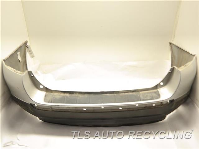 2012 Toyota Highlander Bumper Cover Rear Repaint One Damaged Tab Crease Paint Peeling On The Left Sectionsilver Rear Bumper Cover W Lower