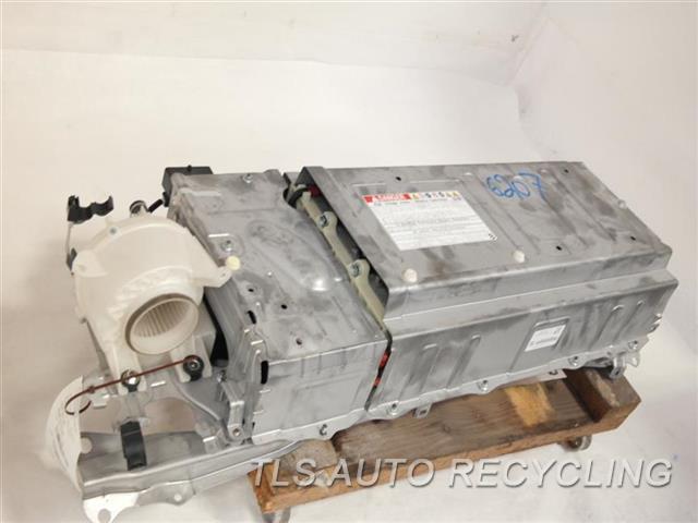 2013 Toyota Prius battery - G9510-76010 - Used - A Grade.