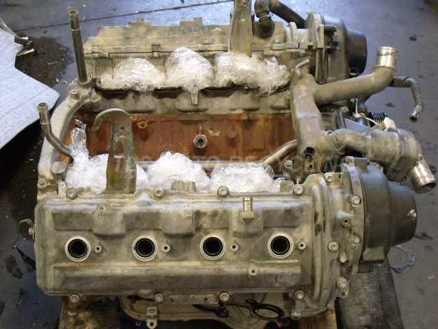 2004 Toyota Sequoia engine assembly - 4.7 ENGINE LONG BLOCK.