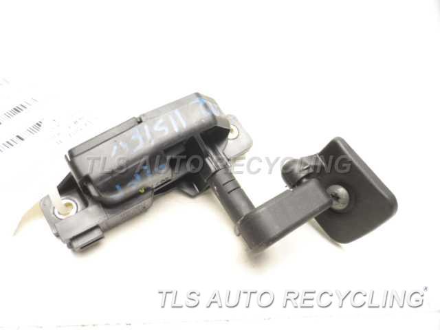 Toyota 85780-AE013 Power Vent Window Motor