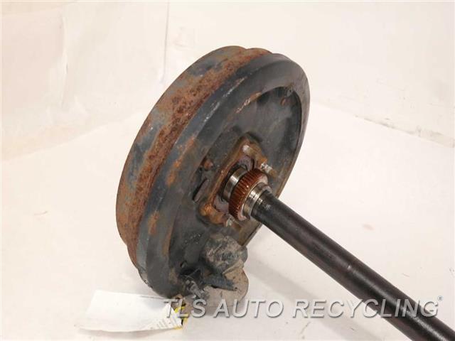 2006 Toyota Tundra axle shaft - 42460-06030 3.91 RATIODRIVER REAR AXLE SHAFT W/ABS - Used - A Grade.