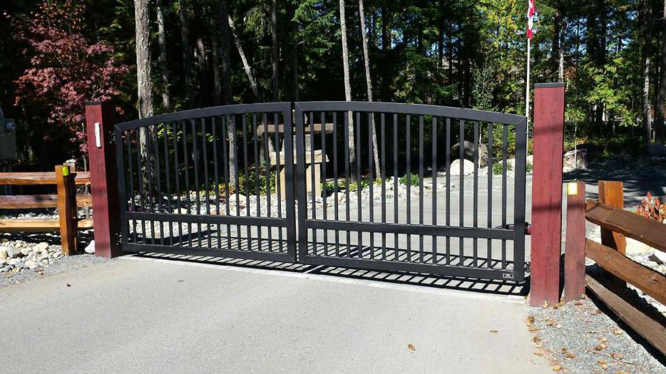Custom Aluminum Driveway Gates! Outside Calgary Area, Calgary